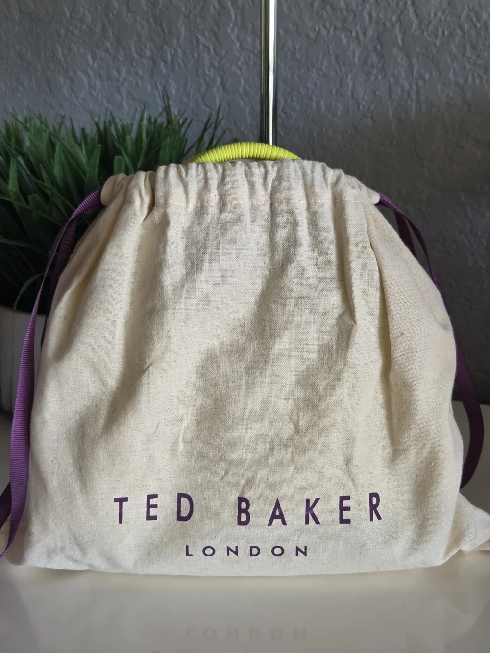 Ted Baker London NWT Bow Micro Leather Tote Bag Neon Yellow Lime Crossbody